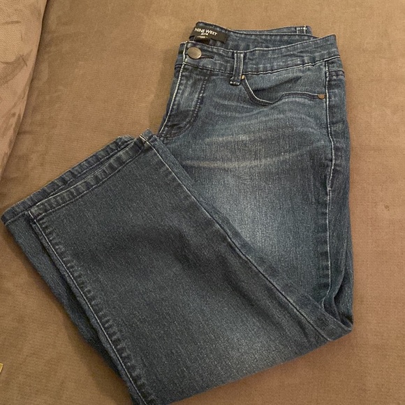 Size 4/6 ankle/crop pants - Picture 4 of 7